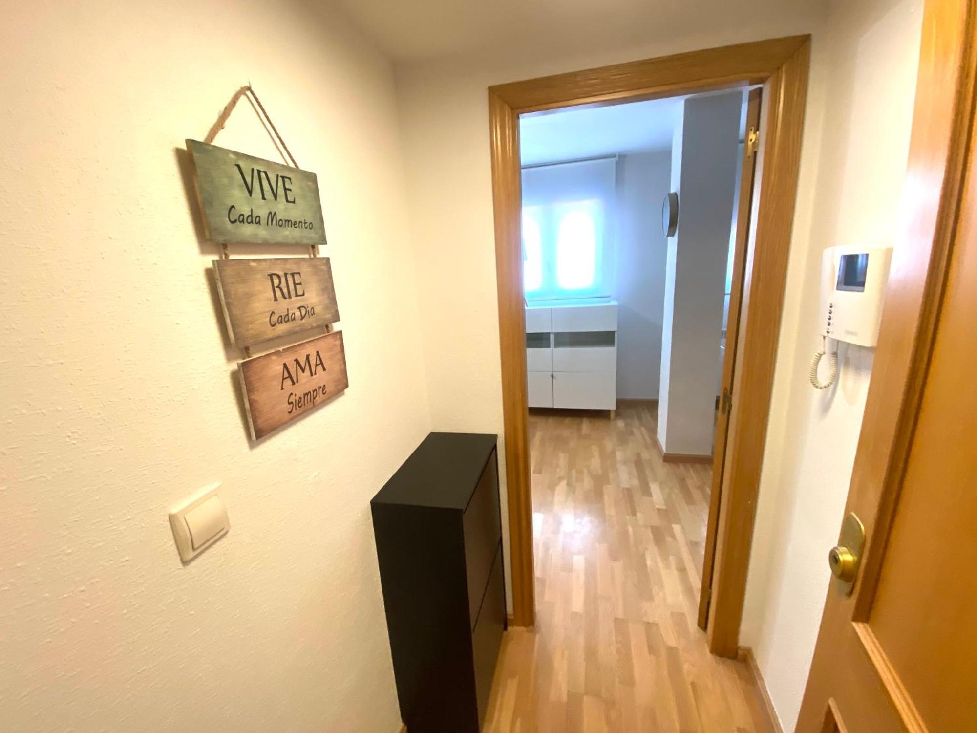 Apartamento Centrico Con Garaje Jaca Exterior photo